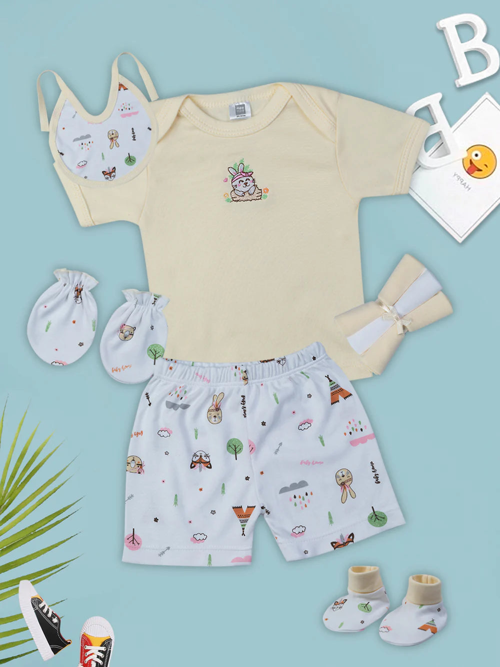 Mee Mee Cotton Soft 8-Piece Gift Hamper for Newborns – Baby Boy or Girl (Cream)