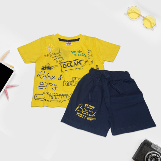 Sinker knit half-sleeve T-shirt and shorts set featuring a 'Funday' text print