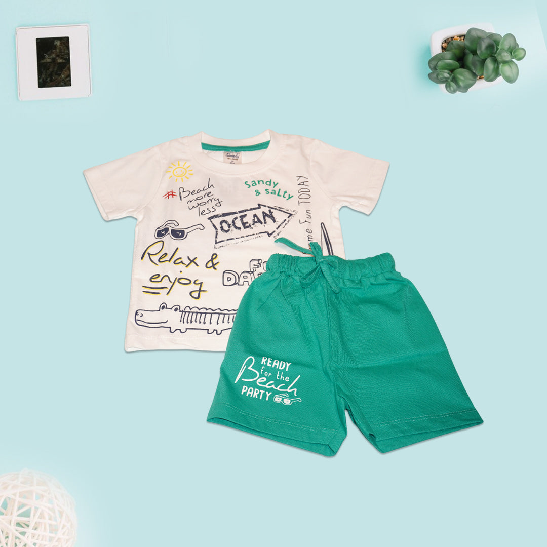 Sinker knit half-sleeve T-shirt and shorts set featuring a 'Funday' text print